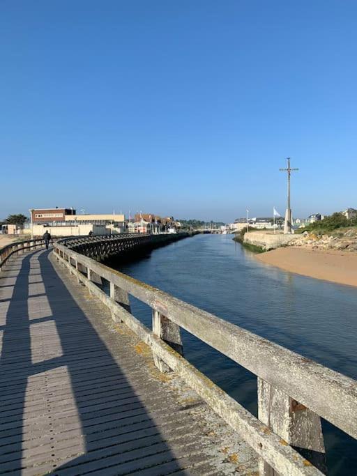 Studio - Balcon - Bord De Mer Courseulles-sur-Mer Εξωτερικό φωτογραφία